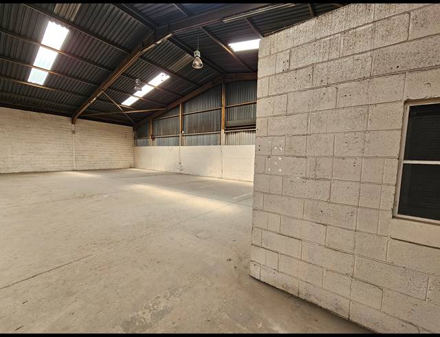 668M² FACTORY TO LET IN ANDERBOLT